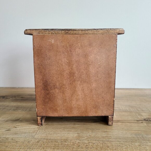 wooden jewelry organizer/storage box with carved elephants. - Picture 4 of 7